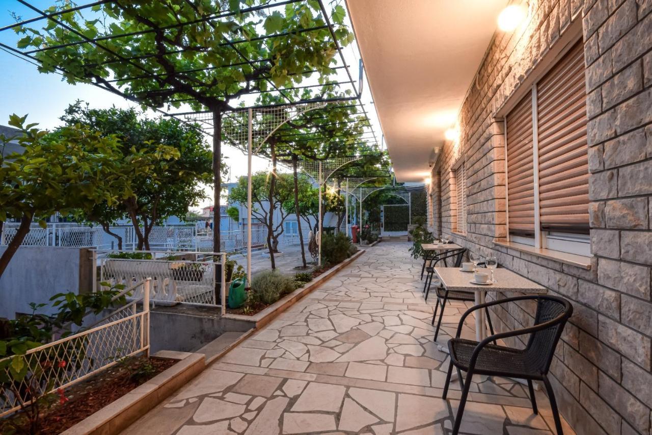 B&B Villa Ivona 2 Baška Voda Екстериор снимка